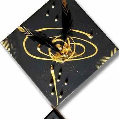 tableau ethnique noir et dore moderne