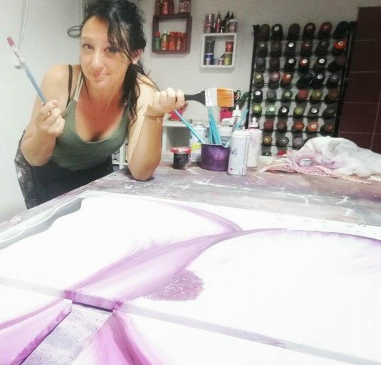 Artiste peintre Feminin